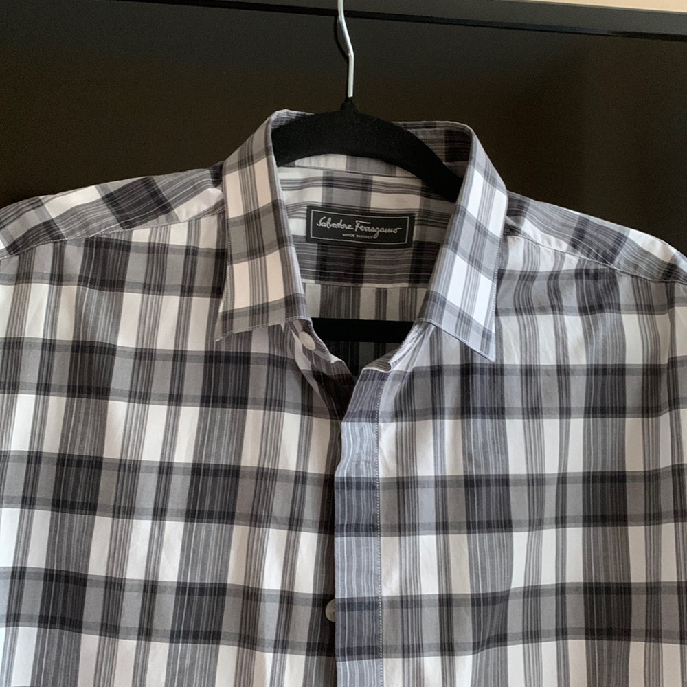MENS SALVATORE FERRAGAMO SIZE LARGE ALL COTTON DRESS SHIRT